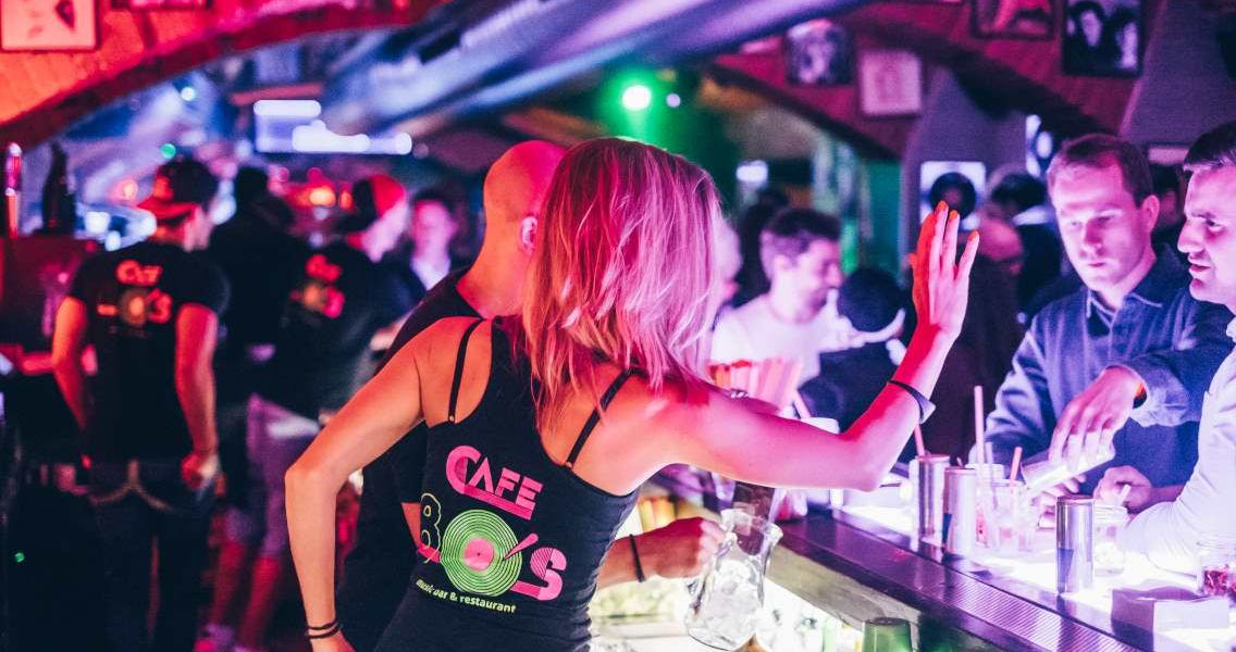 Rainbow Rendezvous: Unleash Your True Colors!